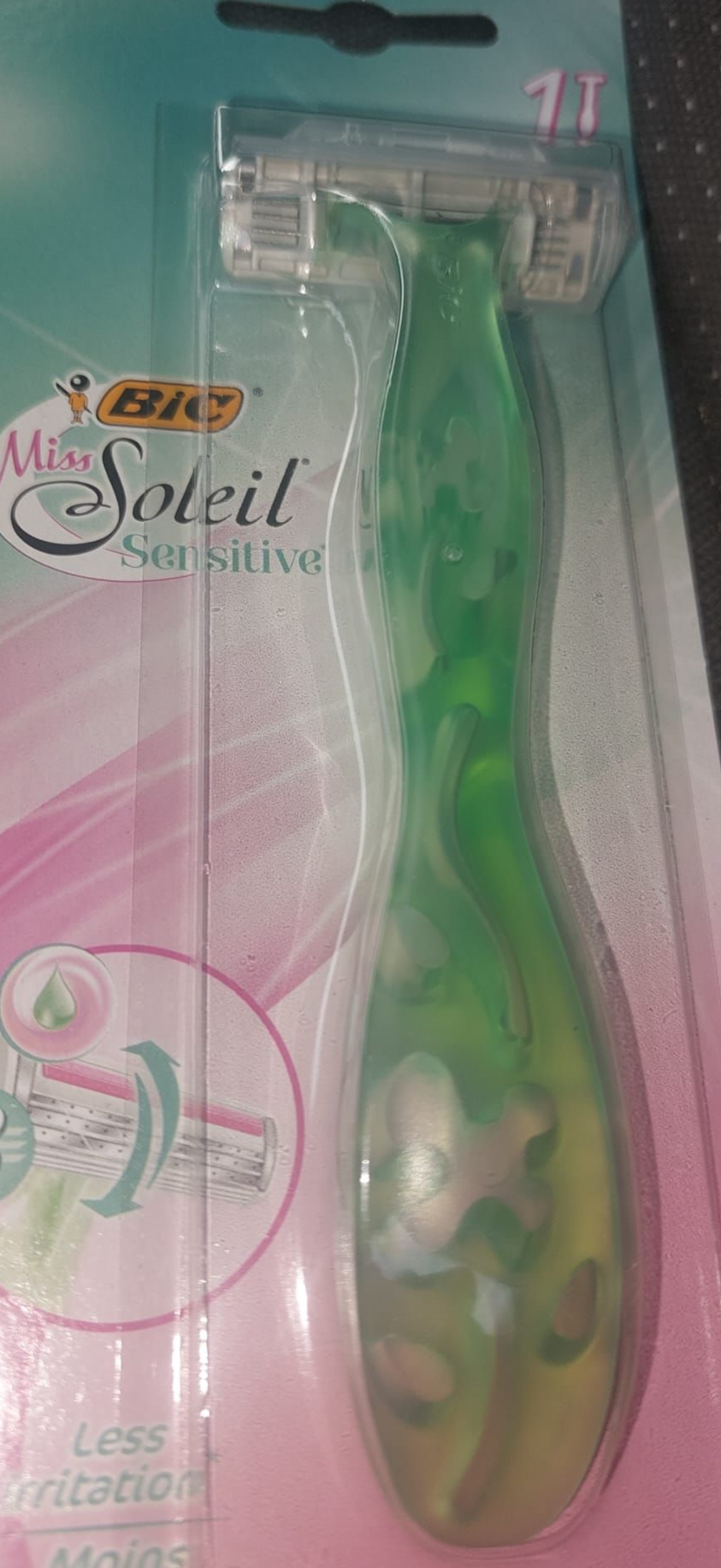 Bic miss soleil razor